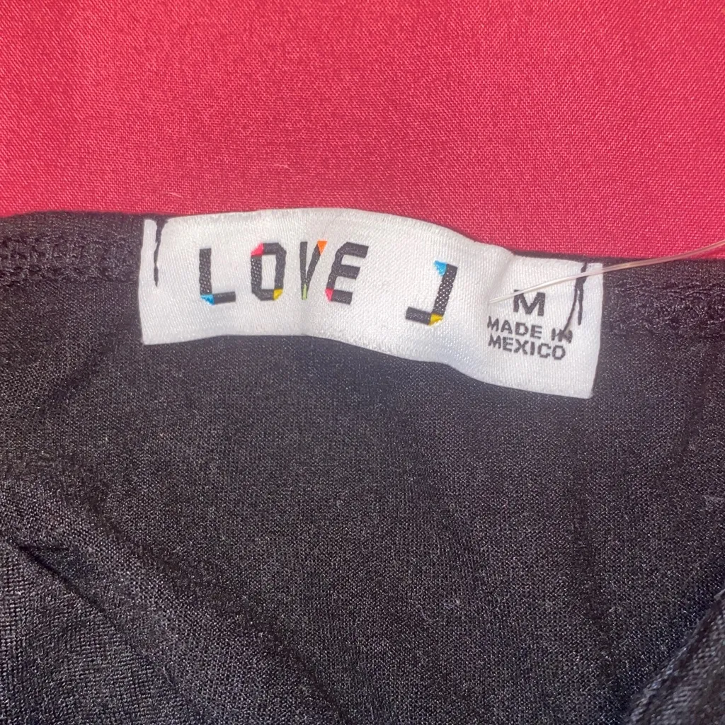 LOVE J Ruched Black Mini Cami Crop Top Size M - Image 3