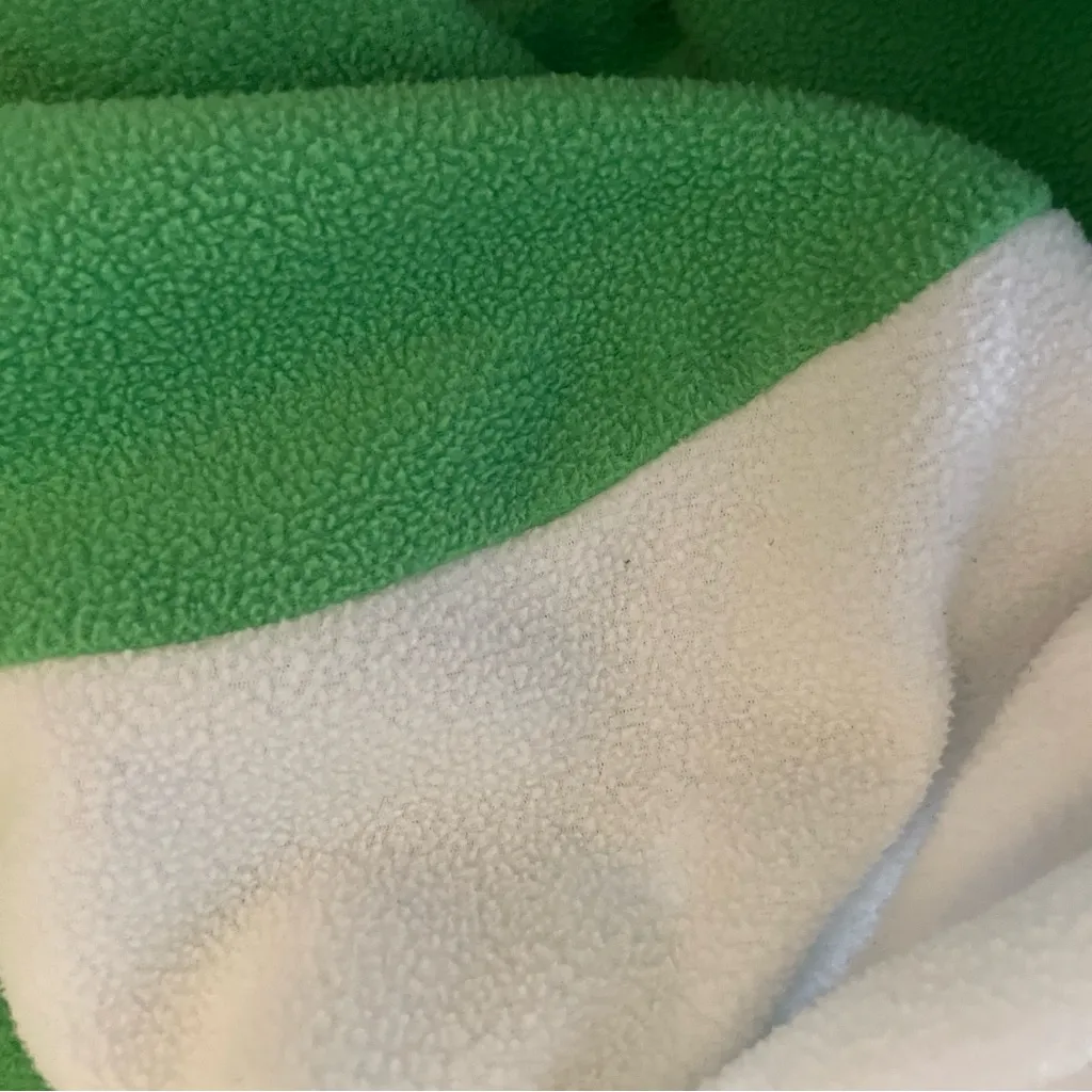 Nike Green and White Fleece Pullover Women’s Large - Image 5