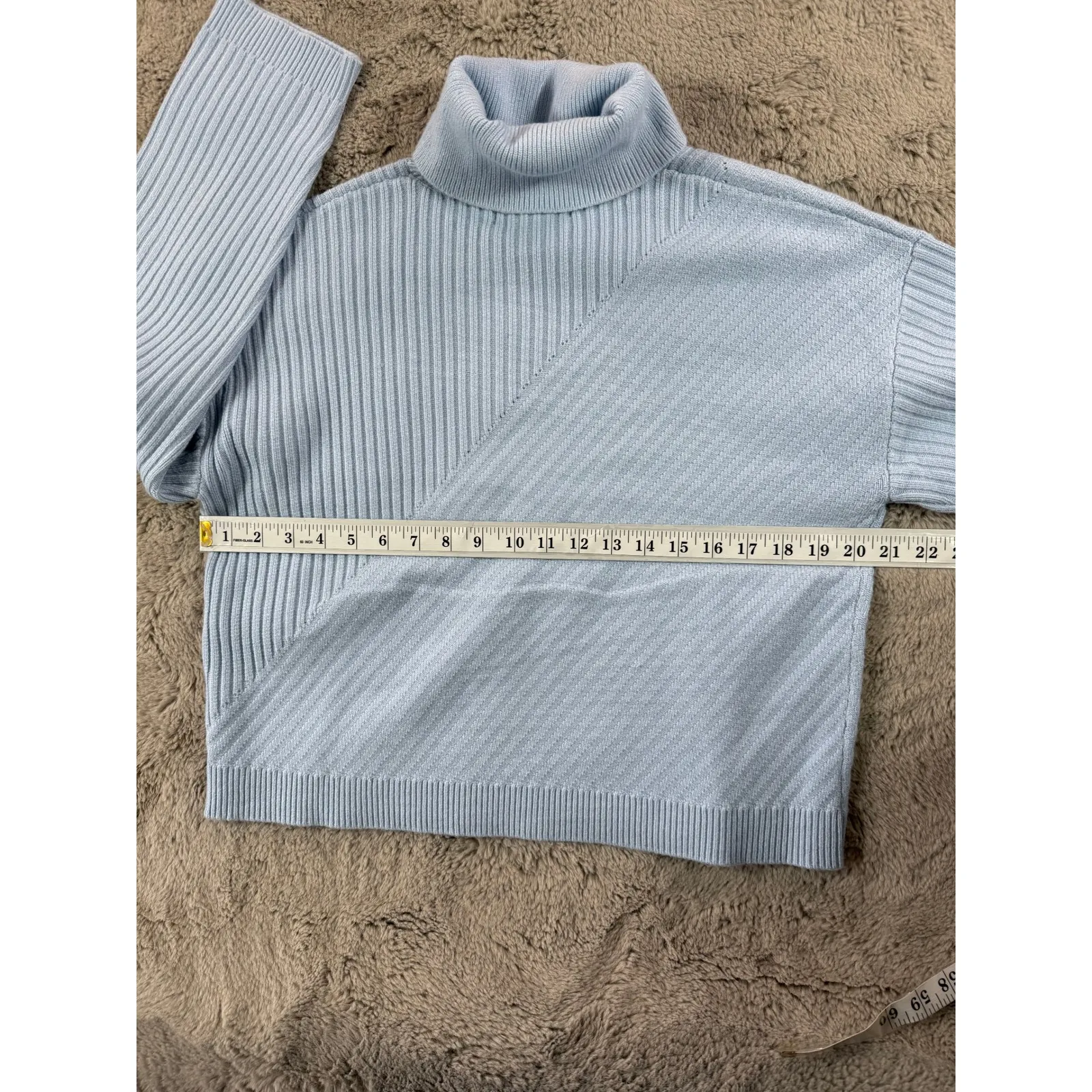 NWT Magaschoni Light Blue Ribbed Turtleneck Sweater M/M Diagonal Stripe Detail - Image 7