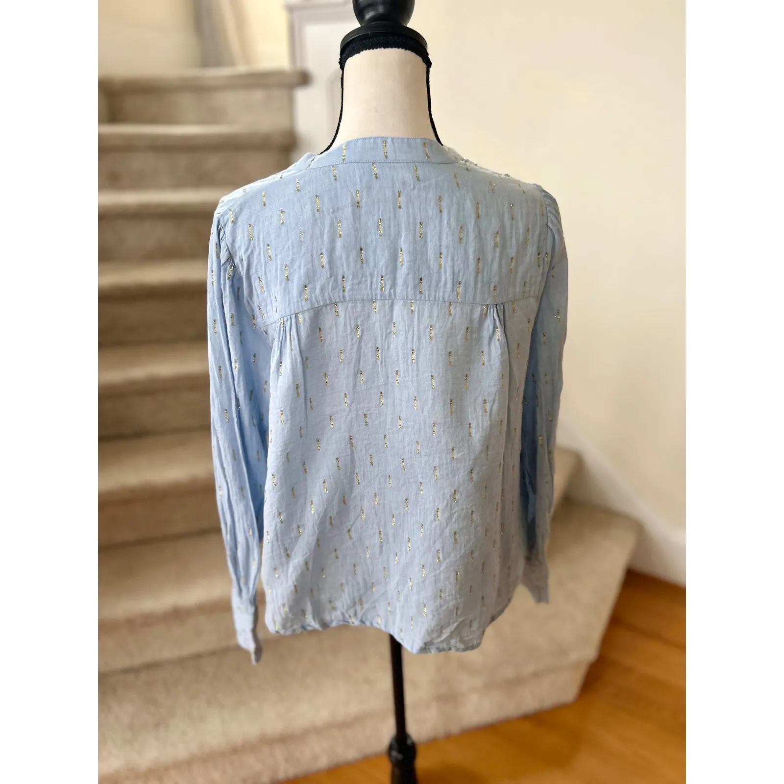 Roller Rabbit Cotton Light Blue Metallic Gold Dot Popover Long Sleeve Blouse - Image 2