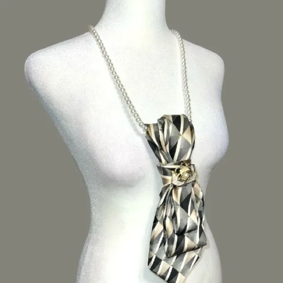 “Dainty Dapper” black, taupe Geometric Tie Necklace Black - Image 4
