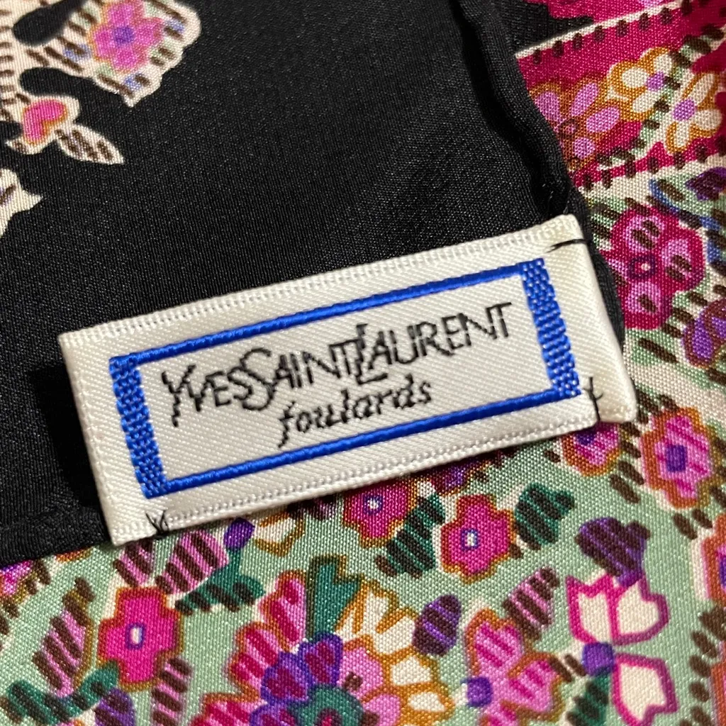 Yves Saint Laurent Floral Patterned Cotton Scarf - Image 5
