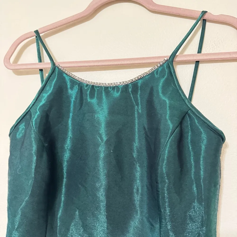 Jessica McClintock Gunne Sax Elegant Green High Neck Jewel Dress - Image 3