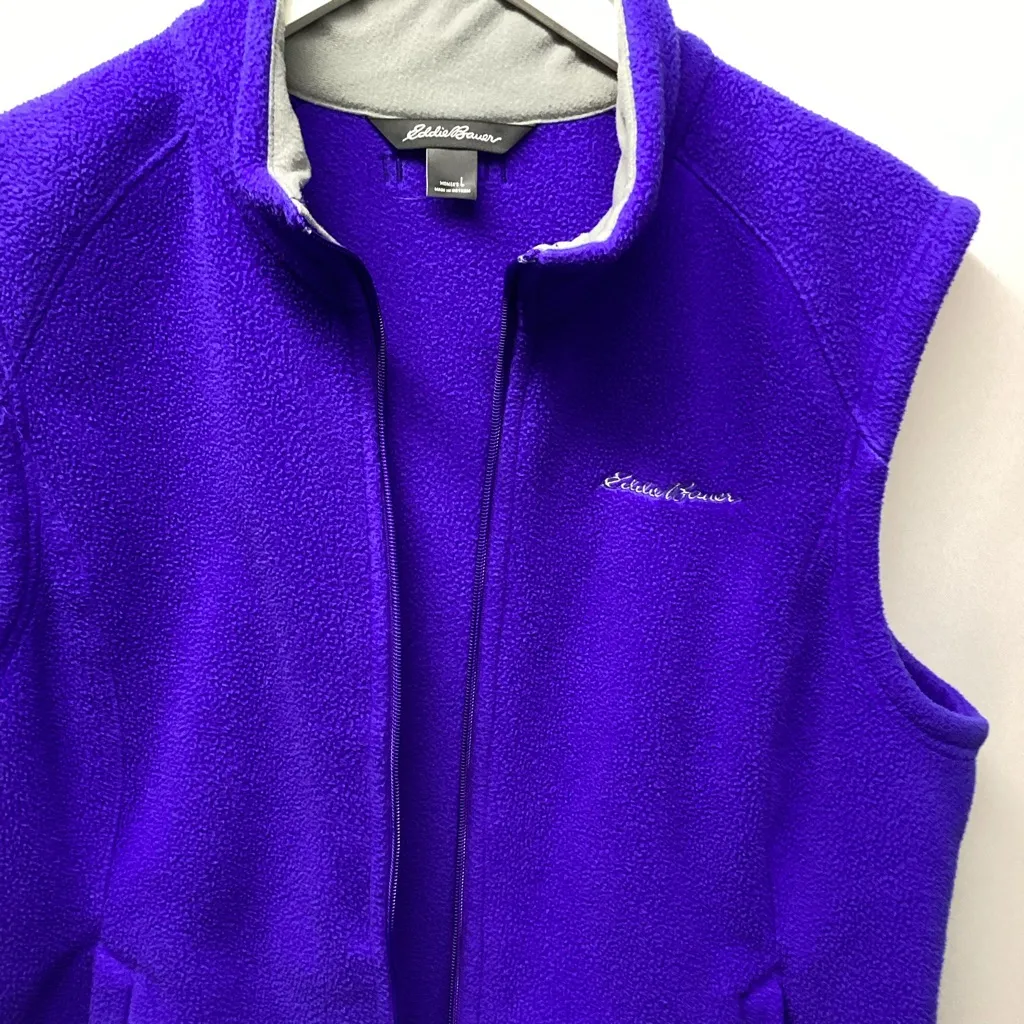 Eddie Bauer fleece vest. Purple. Size Large - Image 6