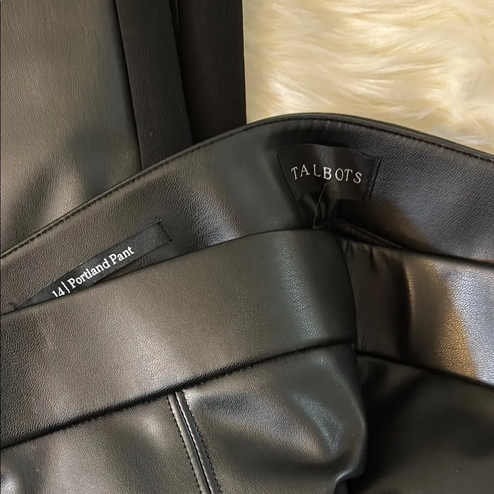 NWT! 🔥 TALBOTS PORTLAND FAUX LEATHER LEGGINGS Sz 14 - Image 2