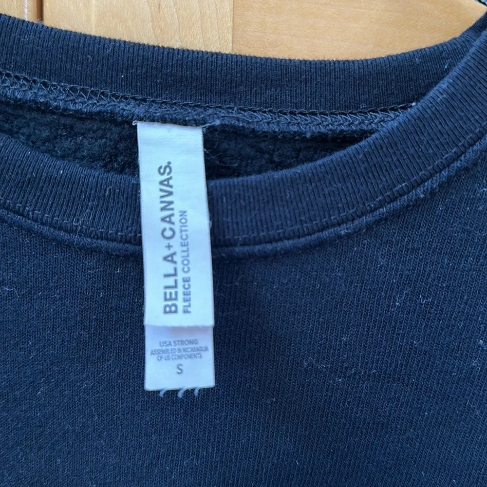 Alchemy Cropped Black Sweatshirt - Image 4