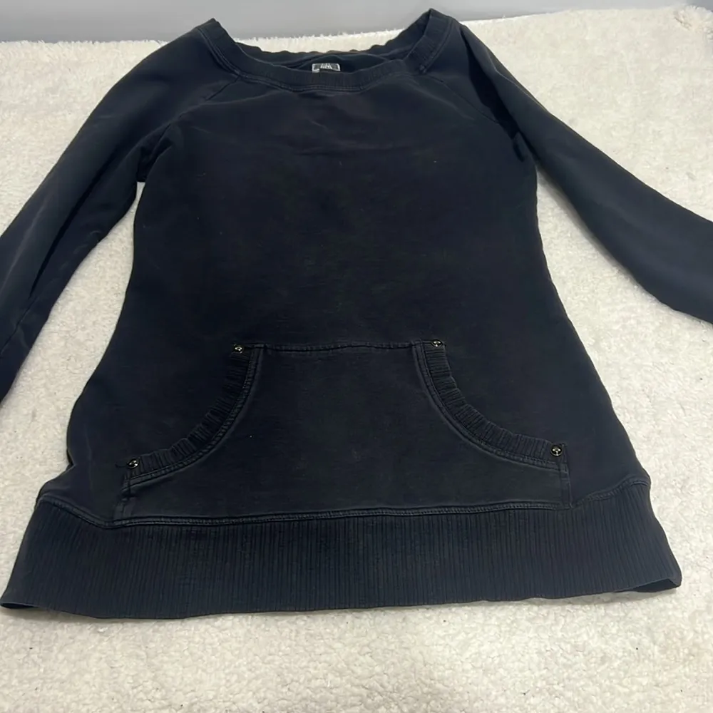 Oakley  Women's Long Sleeve Size S - Image 2