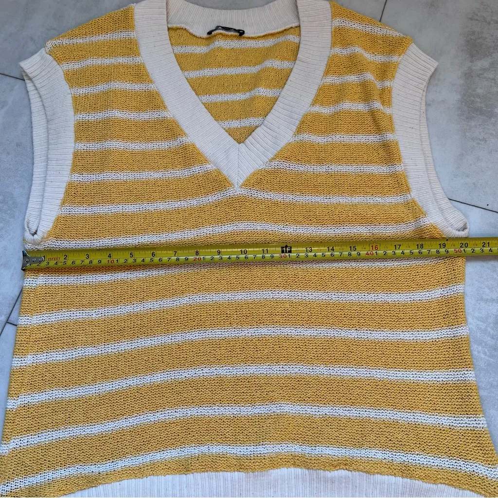 Zara Yellow and White Striped oversize casual knit Vest side M - Image 7