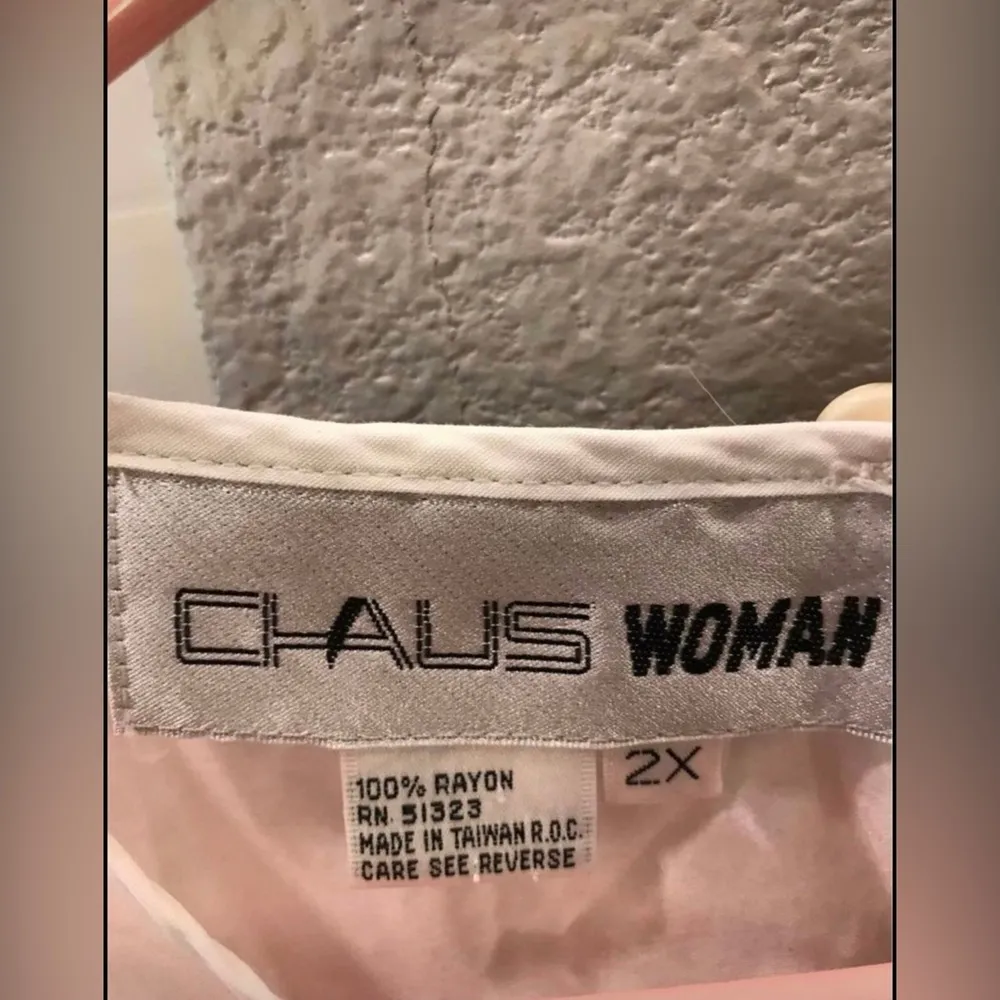 CHAUS Woman Sheer Baby Pink and White Sleep Wear Top - Image 4