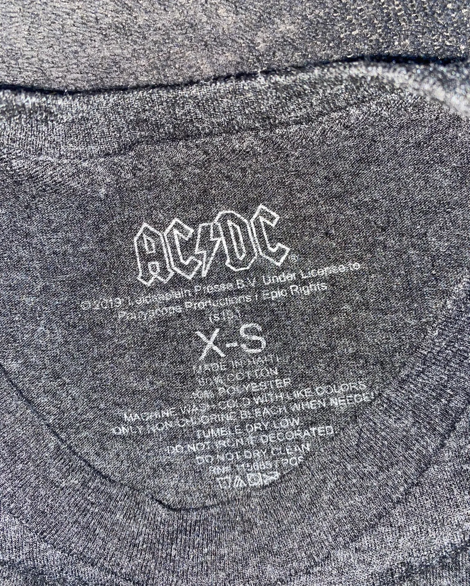 Hot Topic T-shirt AC/DC - Image 3