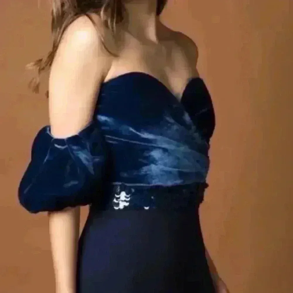 NWOT SACHIN & BABI Off-The-Shoulder Soto Midi Dress Size 6 Blue Sapphire Silk - Image 12