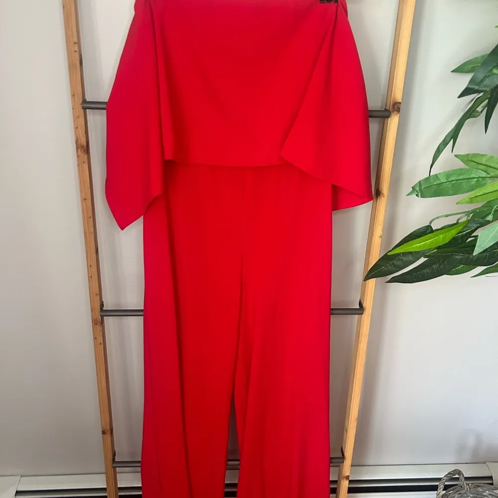Do + Be Red Jumpsuit size Large - Image 3