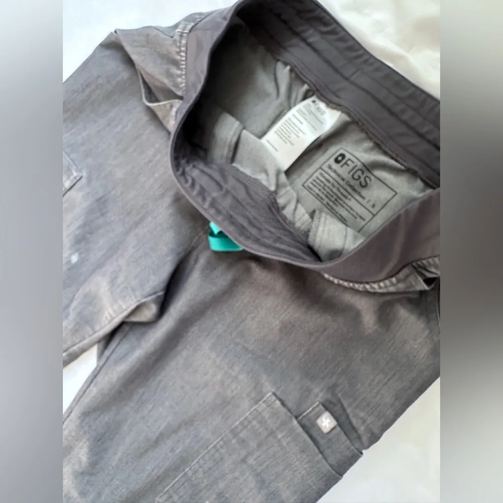 FIGS Technical Collection Yola Skinny Scrubs - Graphite - S - Image 7