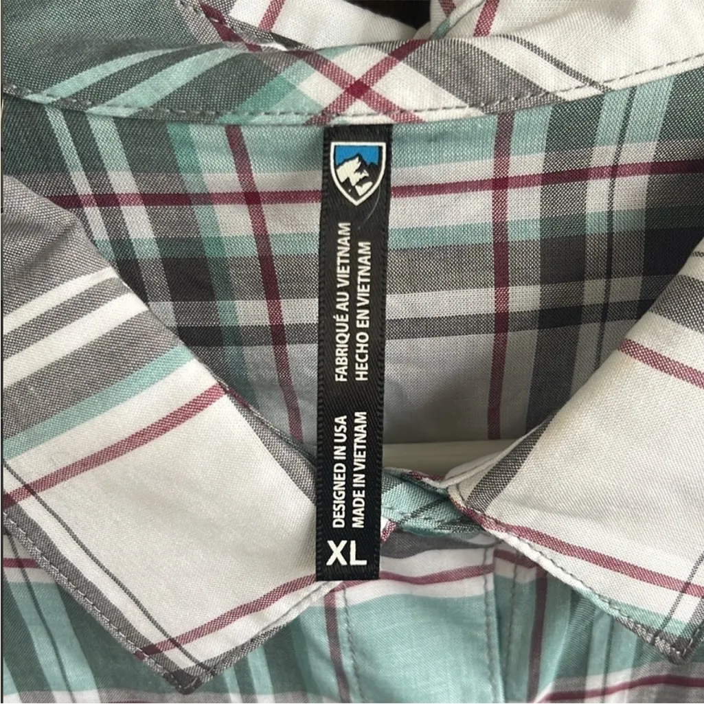 EUC Kühl Lexi Long Sleeve Button
Front Top Size XL - Image 3