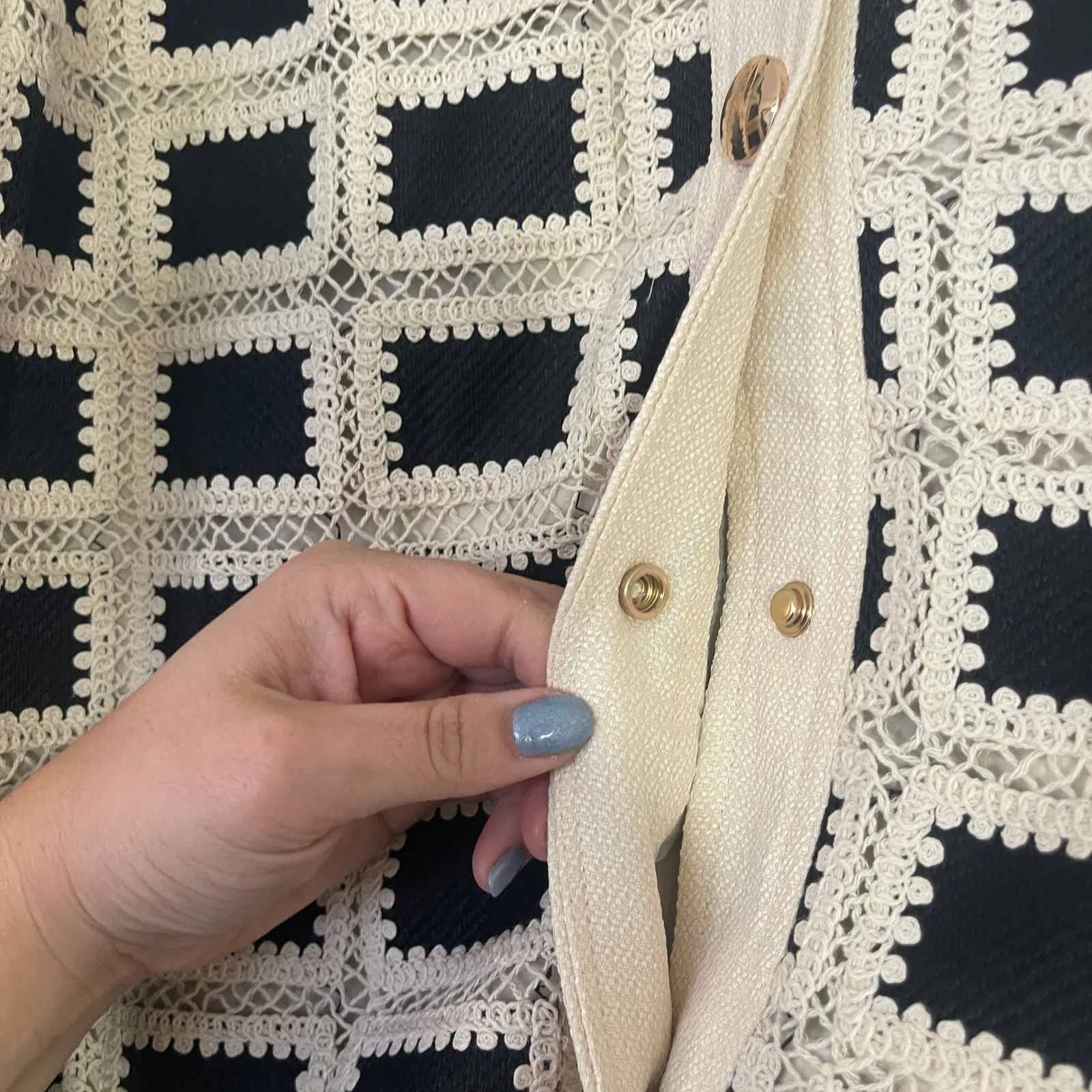 Anthropologie English Factory $210 Oversized Crochet Shirt Jacket Size Medium - Image 7