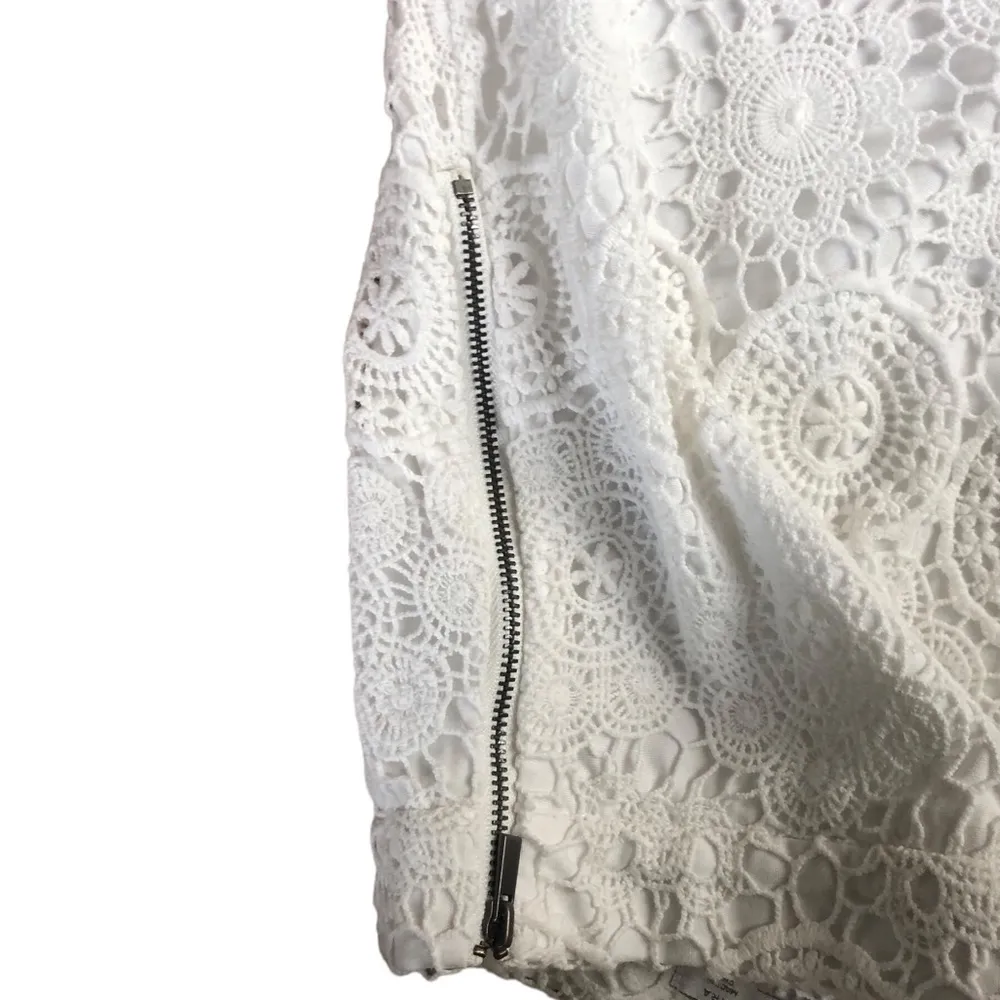 Trafaluc White Crochet Mini Skirt White Sz. S Lined Exposed Zipper Summer - Image 3