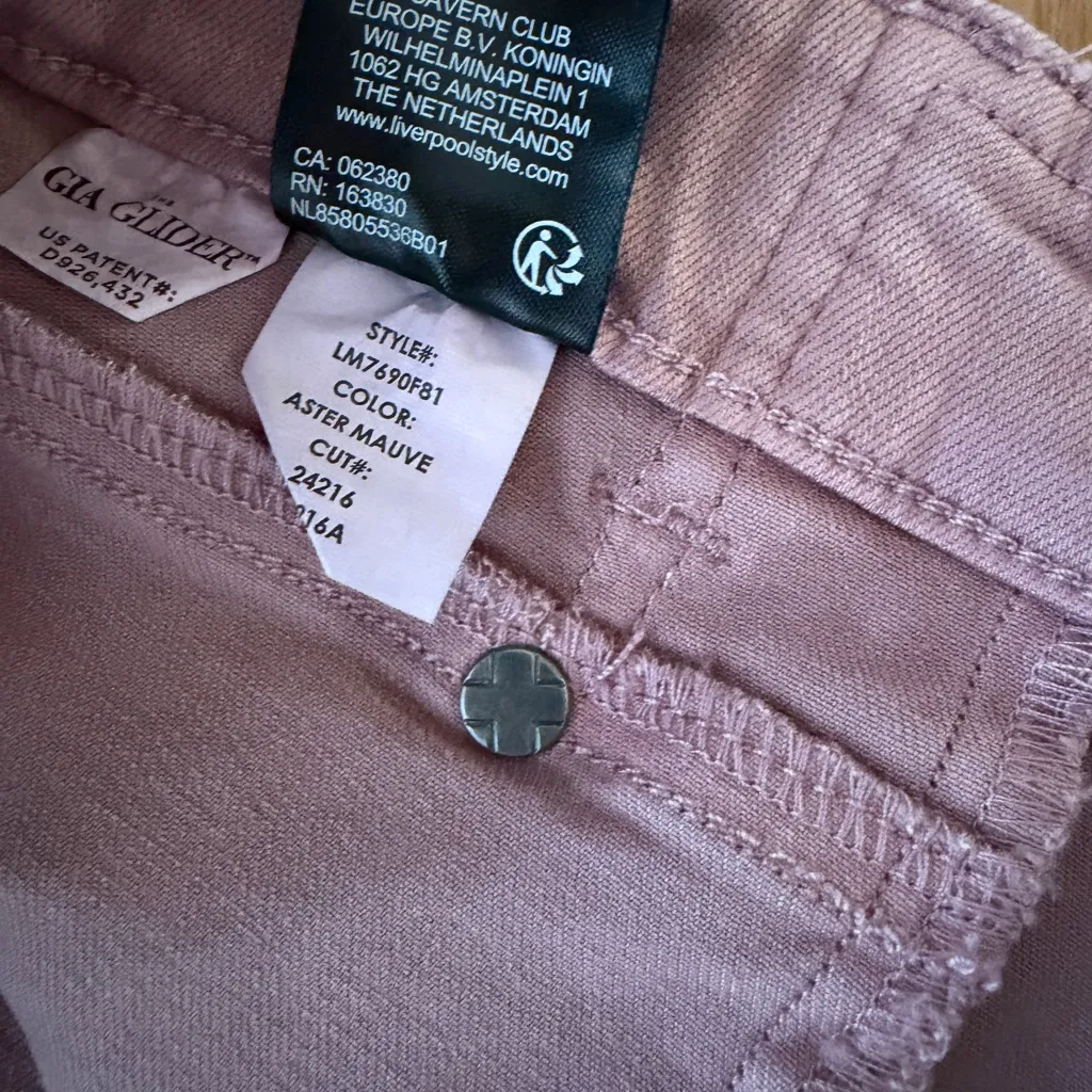 NWT Liverpool The Gia Glider Crop Mauve Pink Jeans Size 12/31 NEW - Image 10