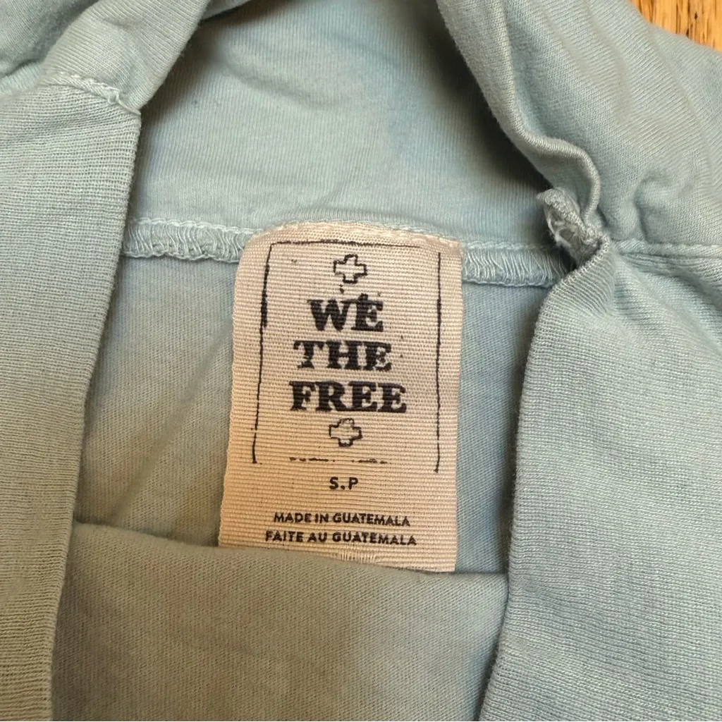 WE THE FREE PEOPLE Slouchy Oversized Light Blue Mock Neck Long Sleeve size Small - Image 3