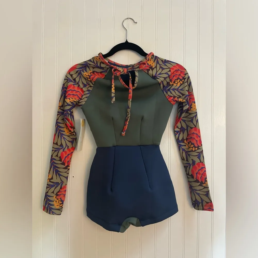 SEEA Dara Surf Suit in Genoa Colorblock Floral UPF 30+ Size XS NWT Blue - Image 8