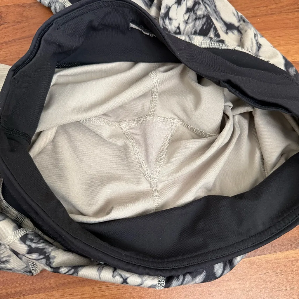 LULULEMON Run: Inspire Crop II All Luxtreme Great Granite Black Mojave Tan Sz 8 - Image 11