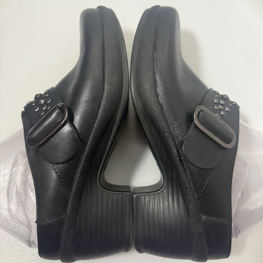 Klogs Black Leather Buckle Slip - Image 6
