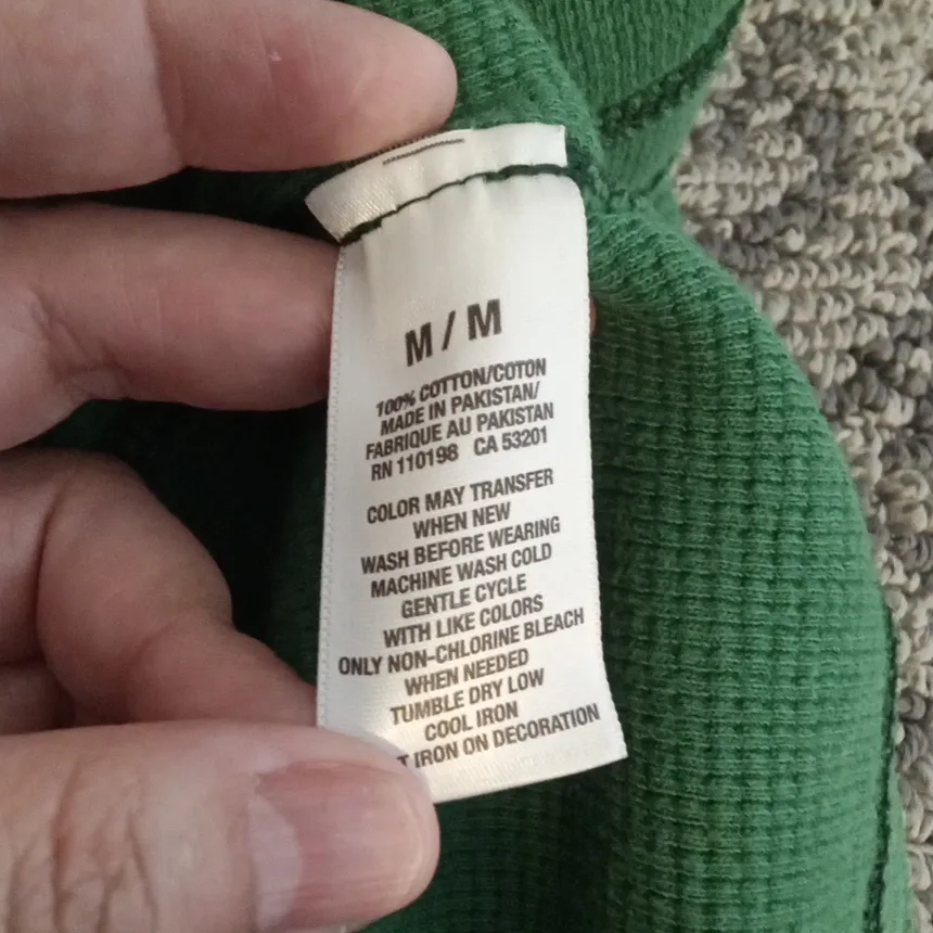 Aeropostale Green Crewneck Sweater Spell Out Logo Unisex Size Medium - Image 5