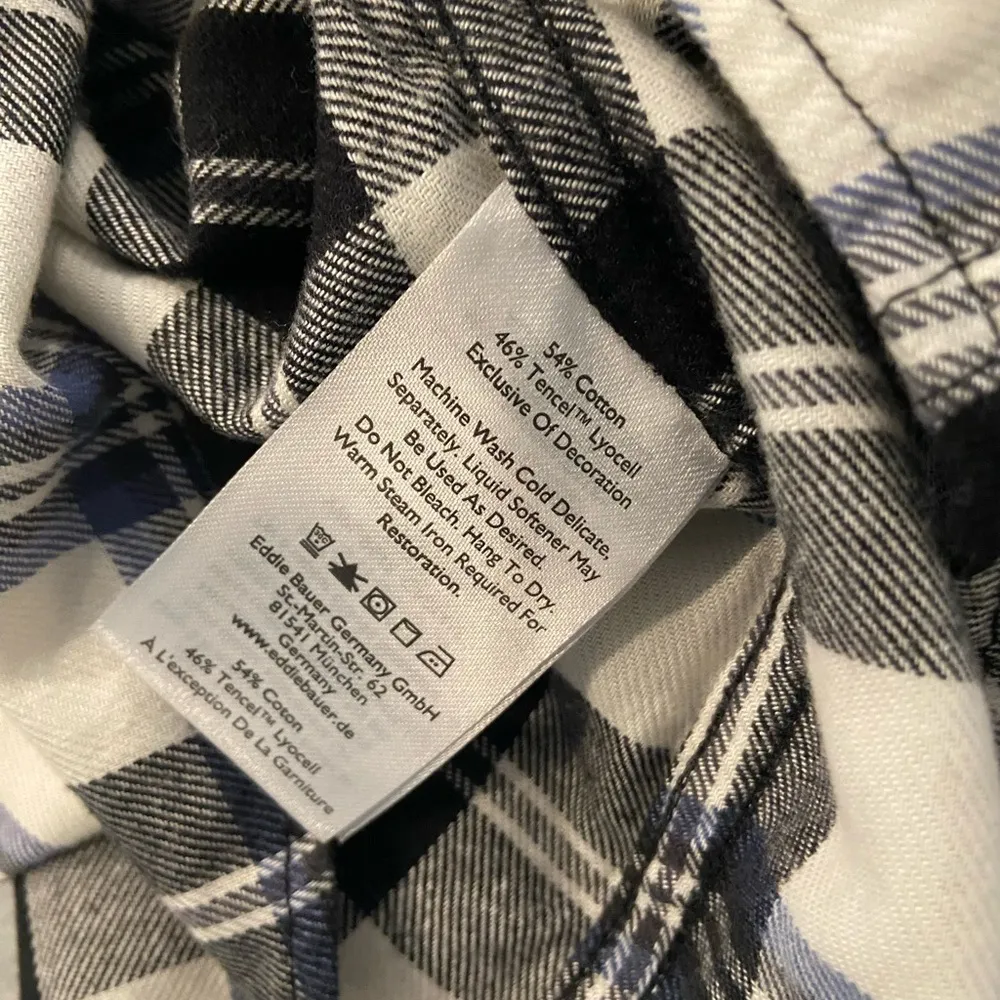 NWT Eddie Bauer Size S Black Blue Plaid Flannel Long Sleeve Button Down Shirt - Image 9