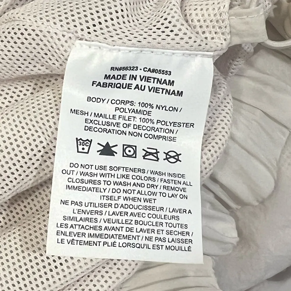 NIKE Essential Wind RunnerJacket Lightweight Oversized Size XL Cream - Image 8