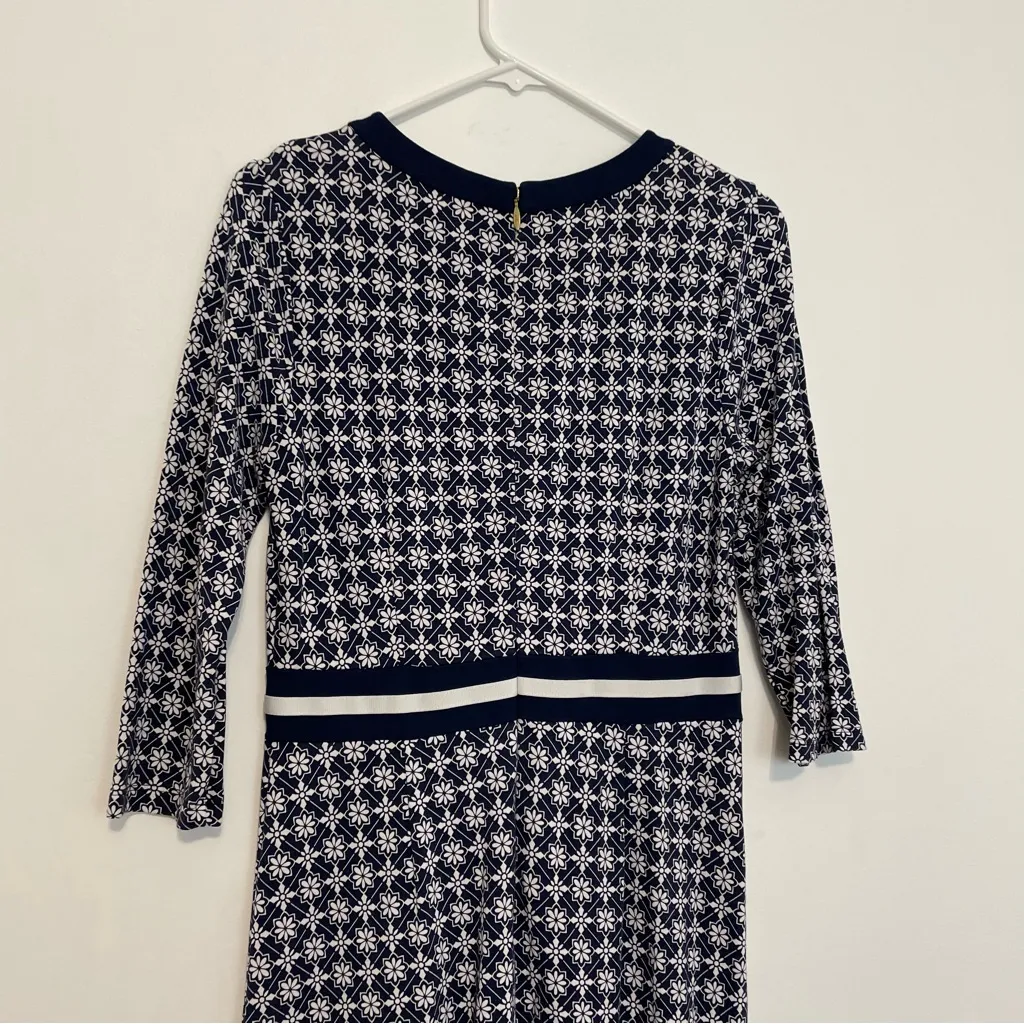 DRAPER JAMES Honeycomb Floral Dress Navy Blue White 3/4 Sleeve Fit & Flare Dress - Image 13
