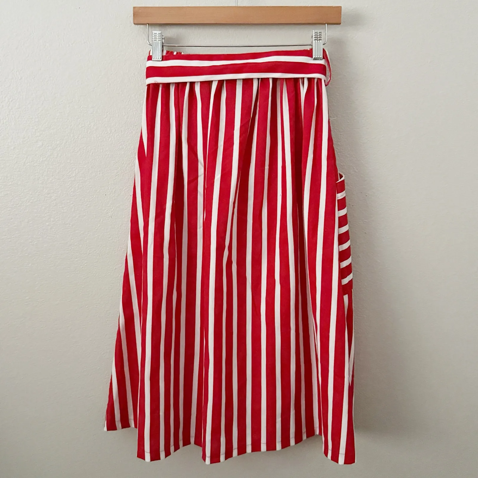 METRO WEAR | Red White Skirt Stripe Striped Front Pockets A - Image 5
