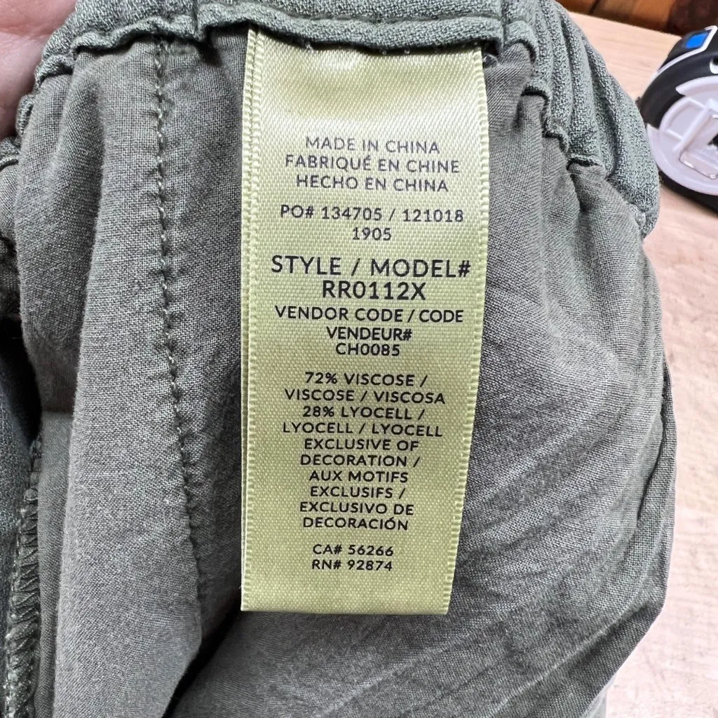 Splendid Button-Front Jumpsuit Olive Green Size Medium - Image 11