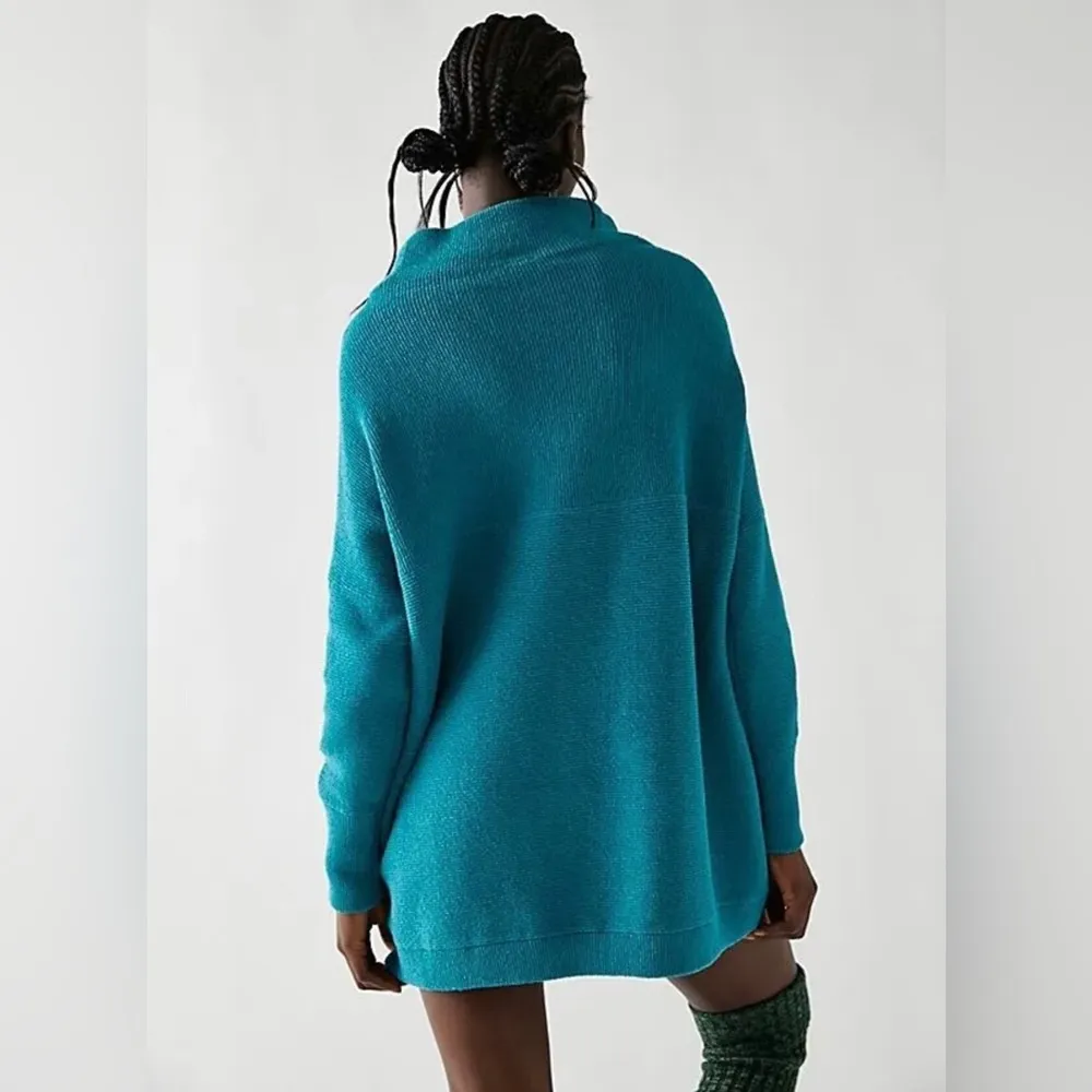 Free People  Ottoman Slouchy Tunic  Size XS. B21 - Image 2