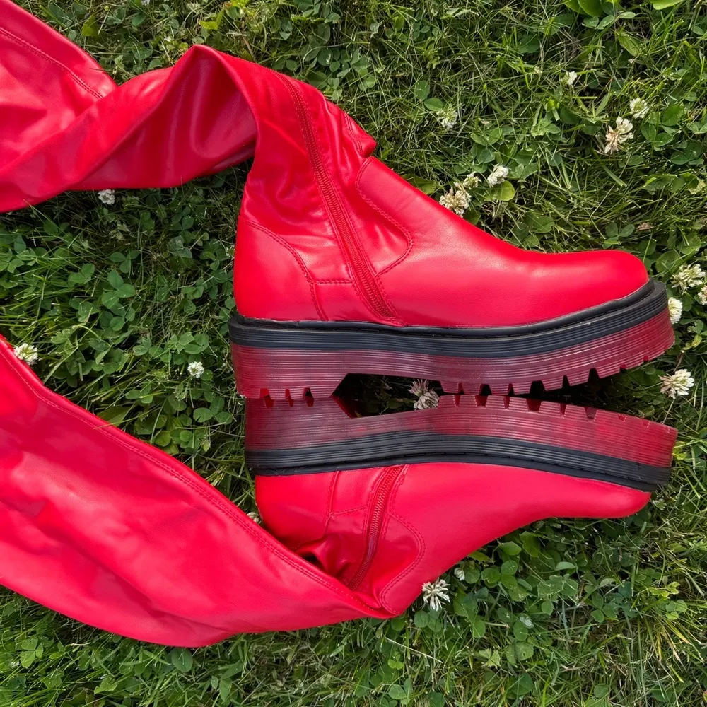 Surg Thigh High Platform Boot Black Size 8.5 - Image 4