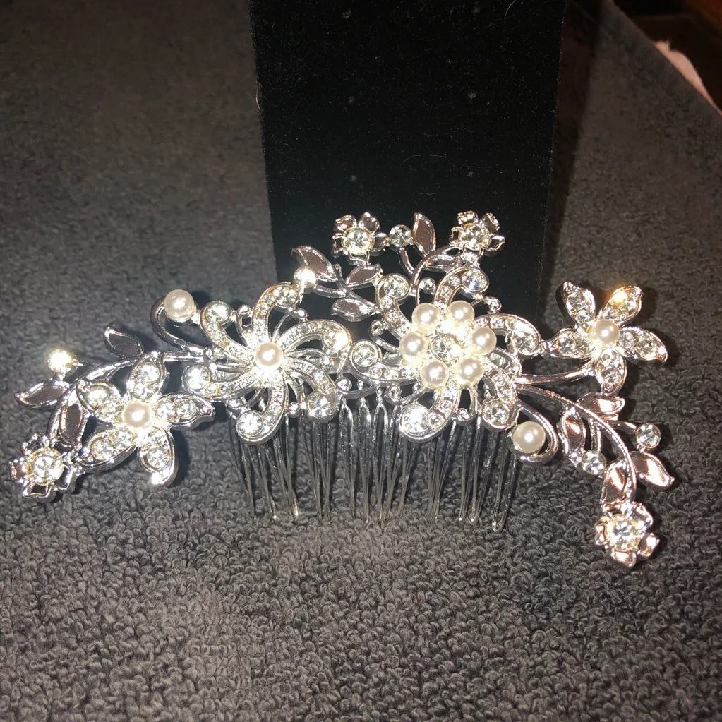 Fancy Hair Accessory wedding hair comb Silver - Image 3