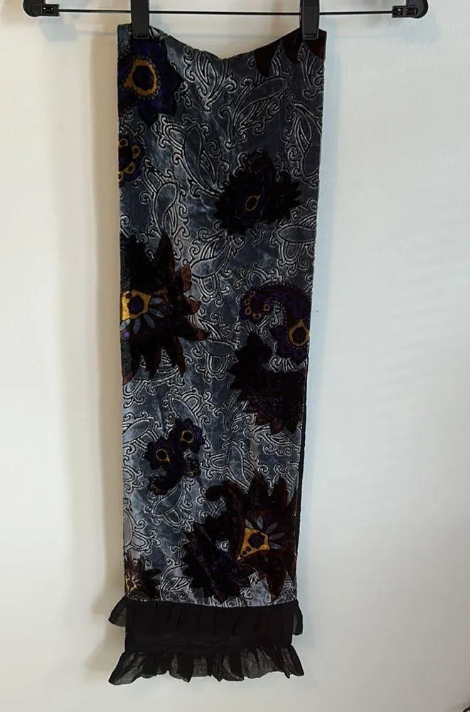 Velvet Paisley Burnout Scarf - Image 3