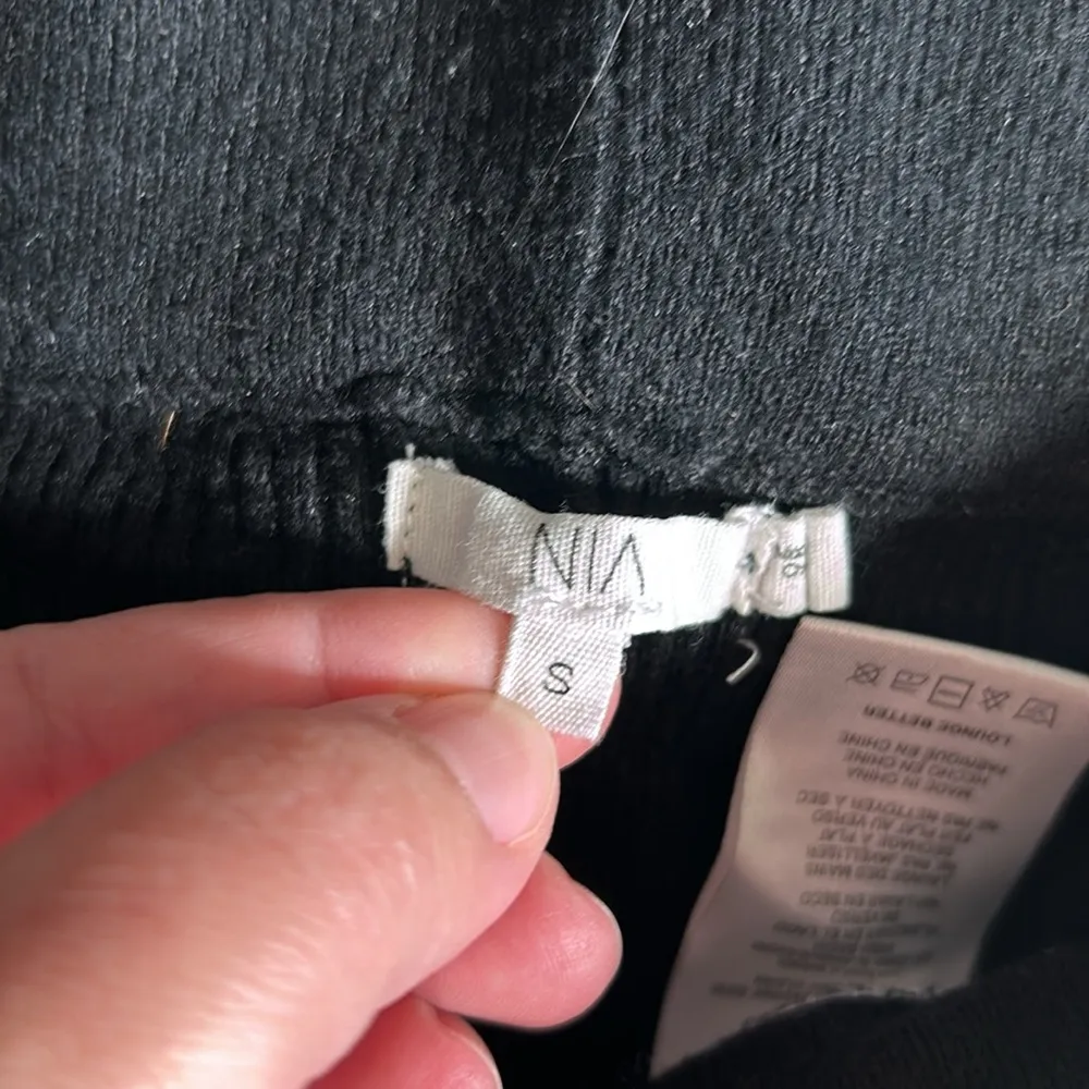 Nia black lounge pants - Image 3