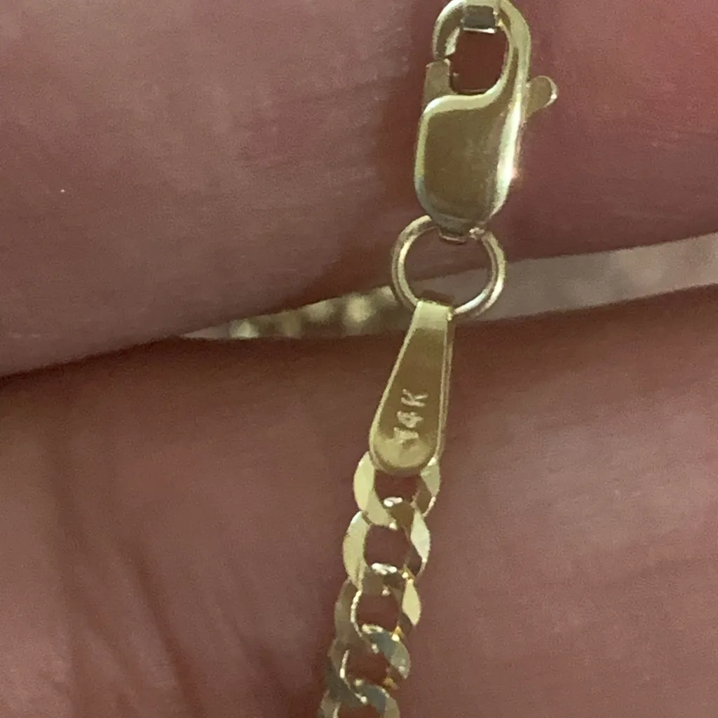 14kt Gold Diamond Cut Solid Curb Chain - Image 4