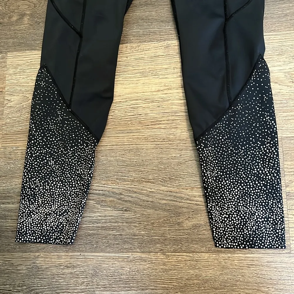 ZYIA Active High Rise Athletic Workout Leggings with White Reflective Dots 6-8 - Image 4