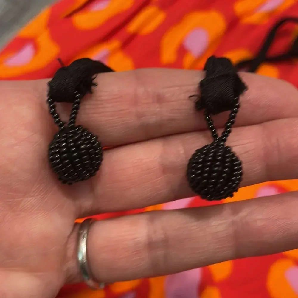 ANTHROPOLOGIE Farm Rio Hestia Leopard Print Jogger Pants Crop Animal Red - Image 7