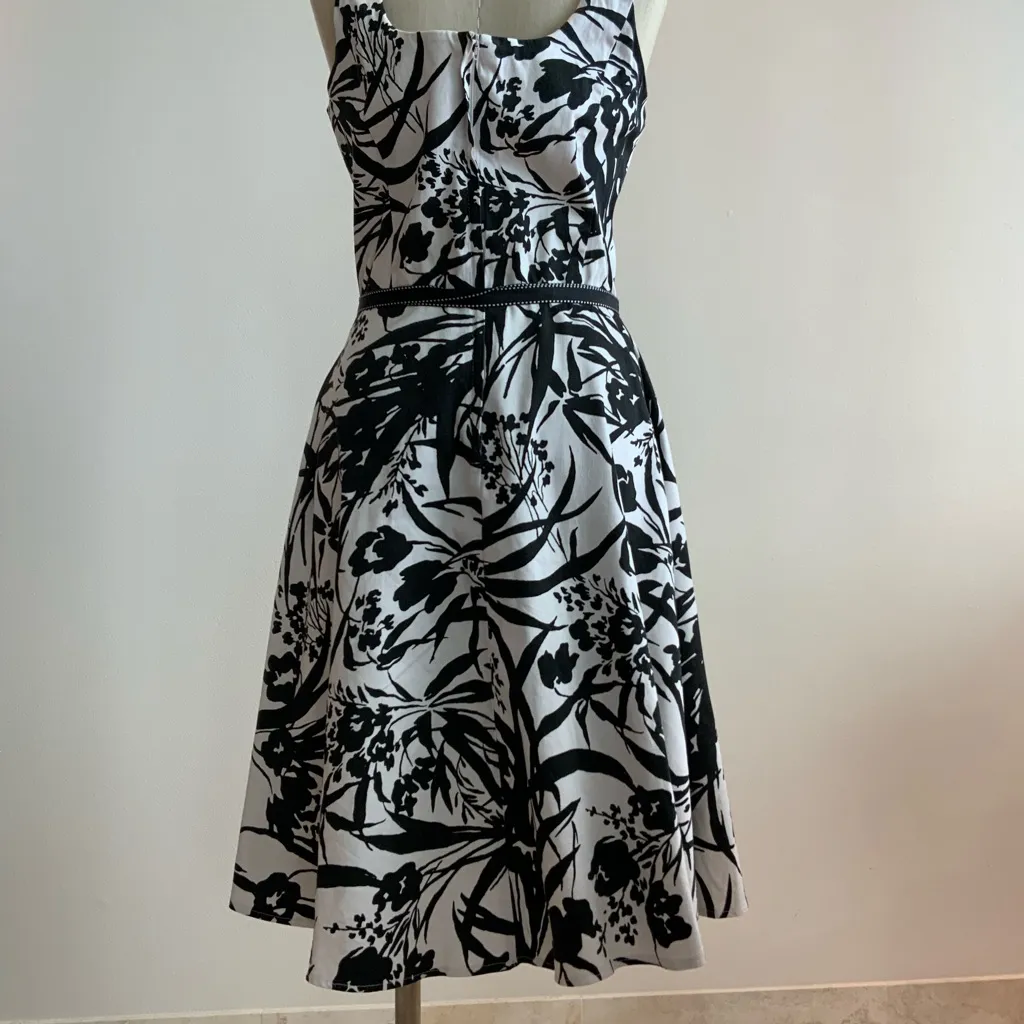 Flirty Summer Beakin Loose White/Back SZ 11/12 Dress Black - Image 4