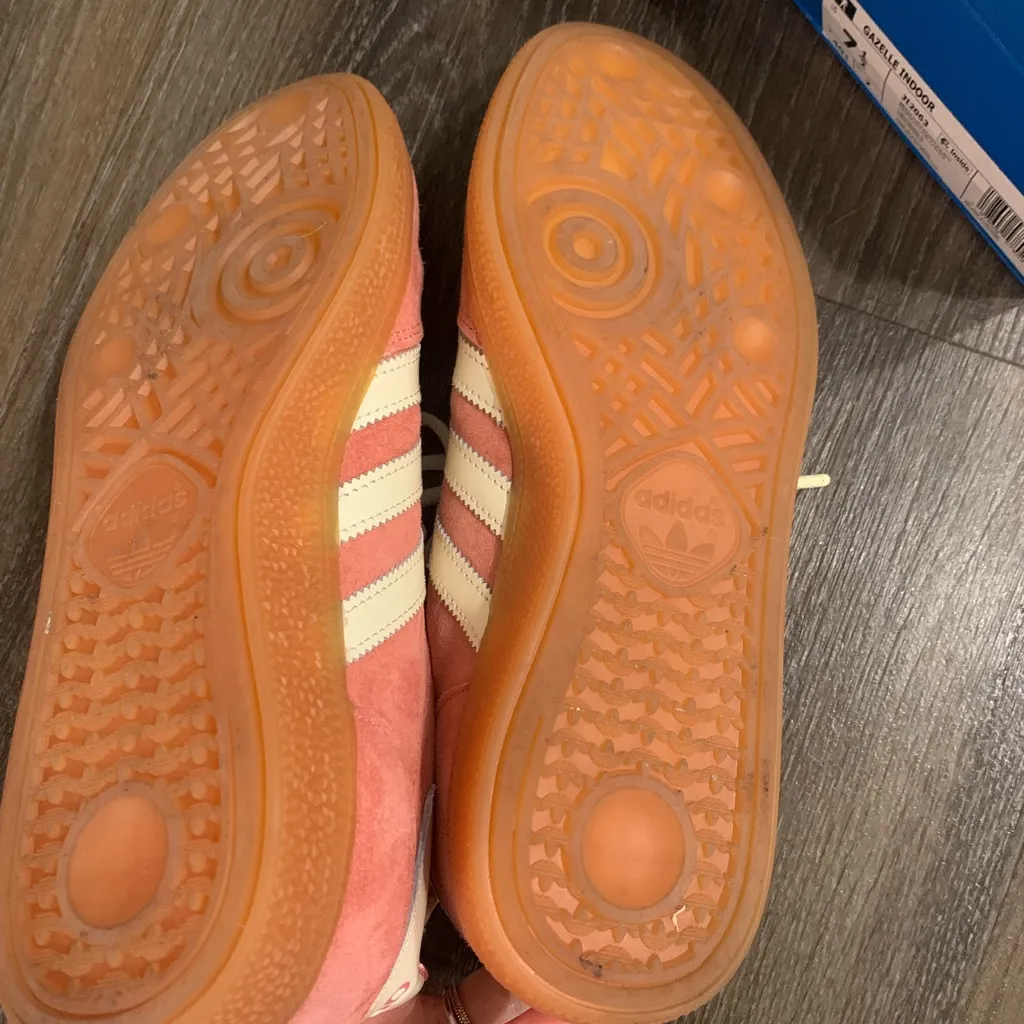 Adidas Spezials - Image 3