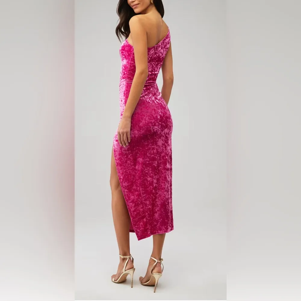 SAYLOR NIAMA VELVET MIDI DRESS In Bubblegum Color Hot Pink Fuchsia-NWT Size L - Image 2