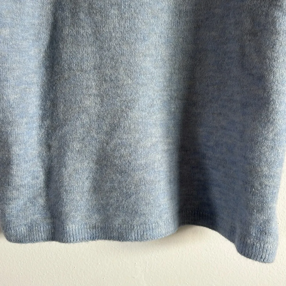 H&M light blue sweater tee short sleeve knit shirt - Image 5