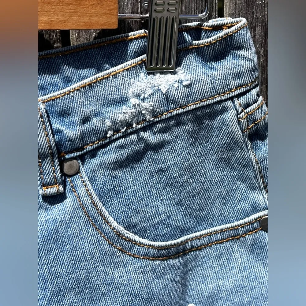 Signture 8 Distressed Frayed Hem High Waisted Denim Jeans Shorts Blue - Image 6