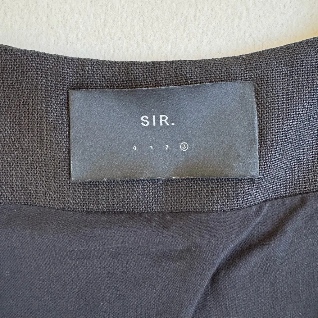 SIR. The Label Clemence Vest in Black Size 8 - Image 5