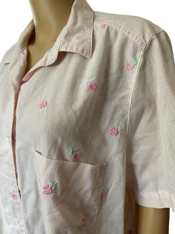 Alfred Dunner Vintage 80s Pink White Striped Cottagecore Embroidered Floral Top - Image 2