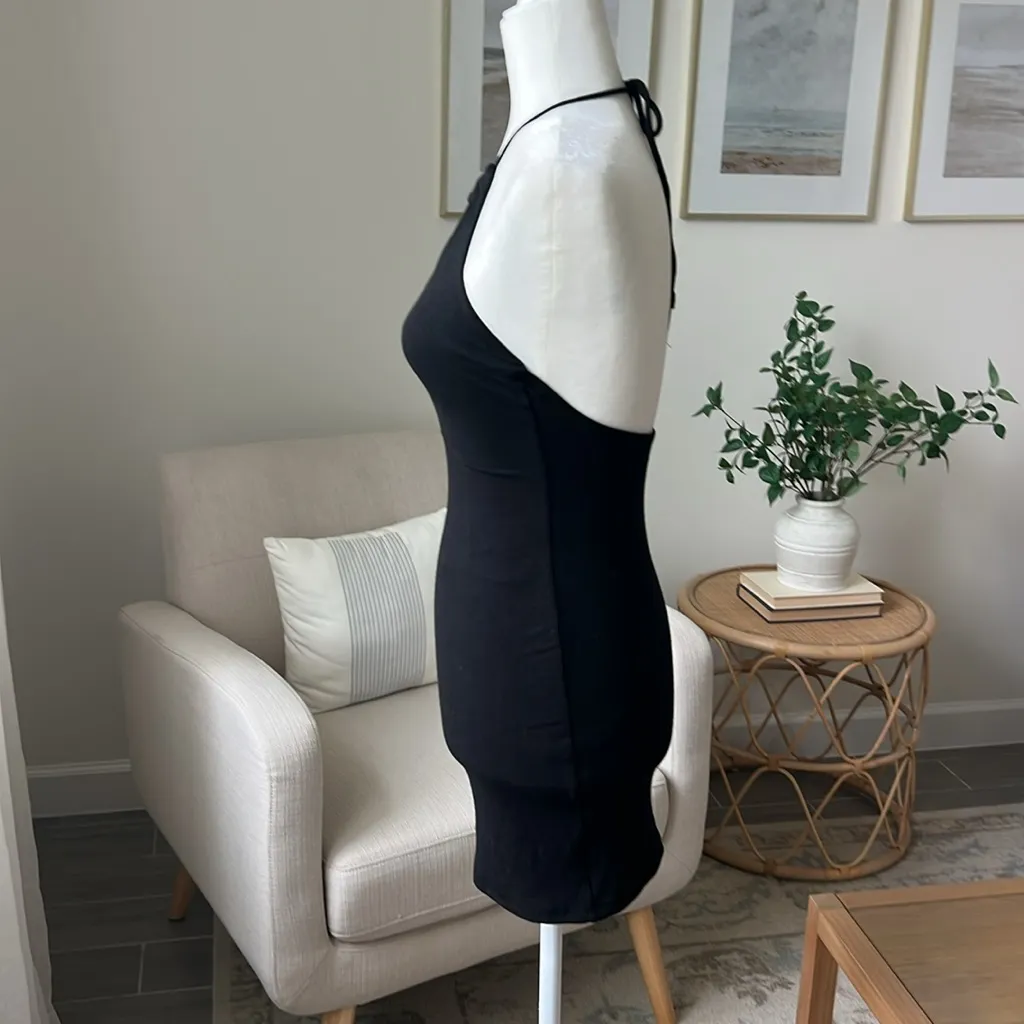 White Fox Boutique Keyhole Black Bodycon Mini Dress Size Medium - Image 7