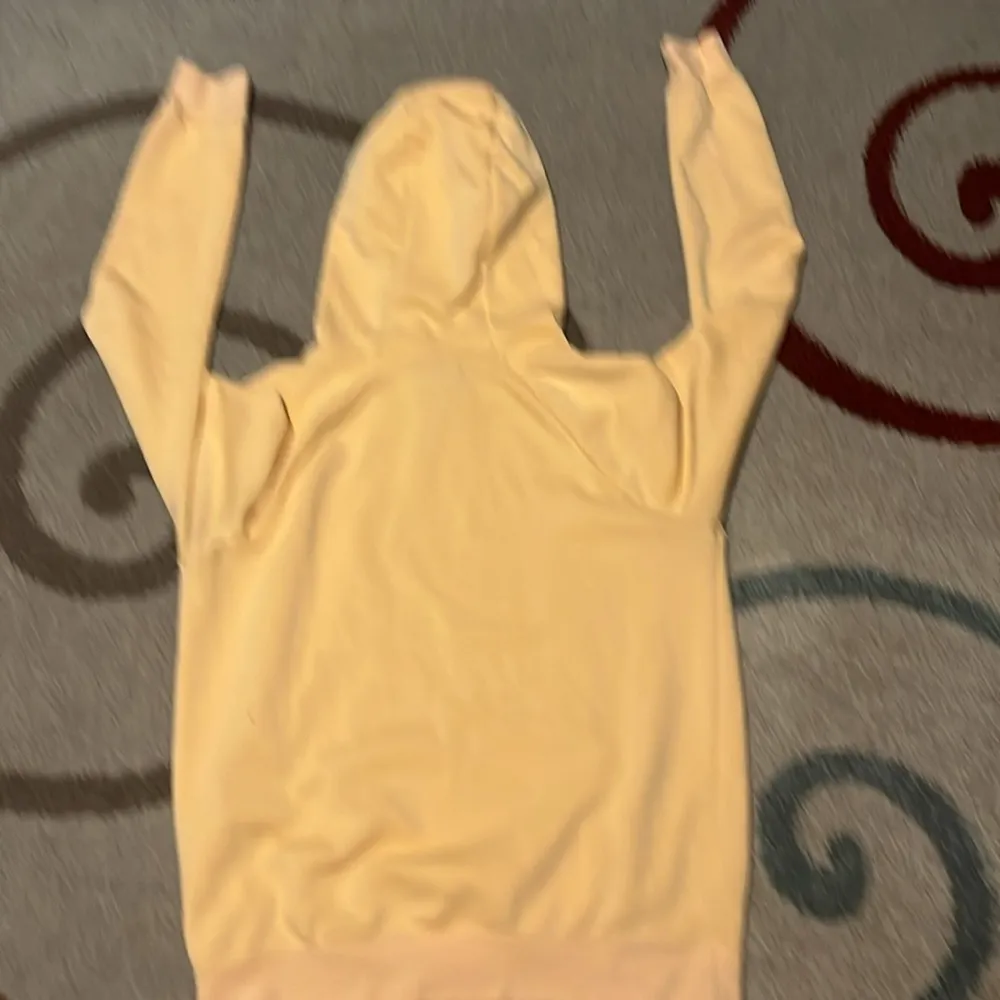 Nike size small color orange - Image 2