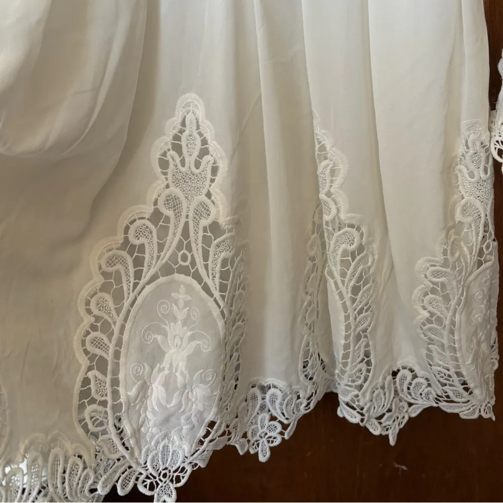 Lucy Paris Boho white dress with lace details  Size USA XS - Image 8