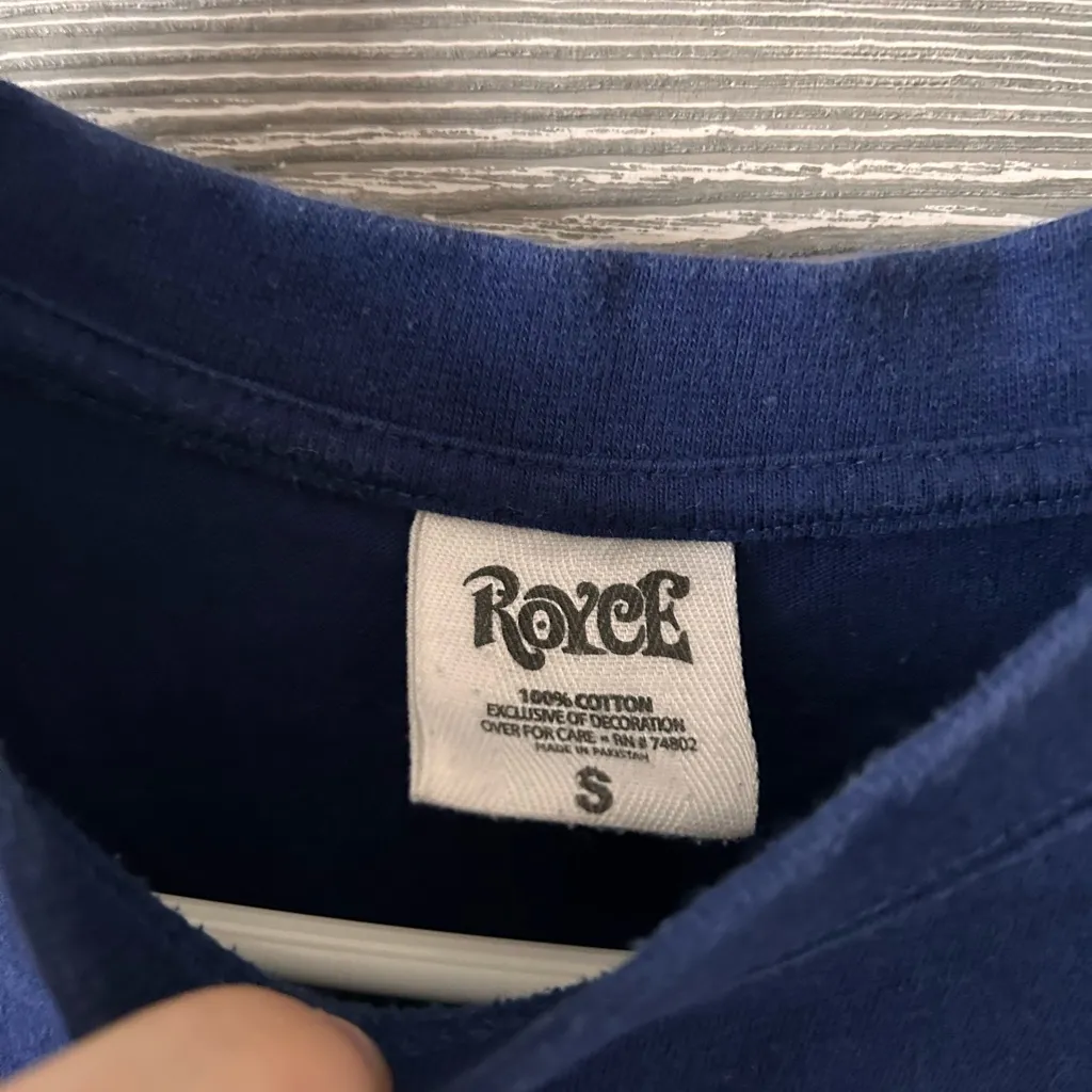 ROYCE North Carolina spirit jersey Long Sleeve Blue Tee Casual size small‎ - Image 3